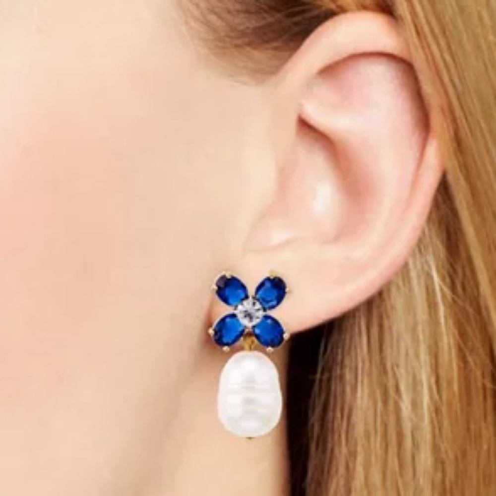 TORY BURCH BUDDY BLUE CLOVER PEARL DROP EARRINGS - Picture 6 of 6